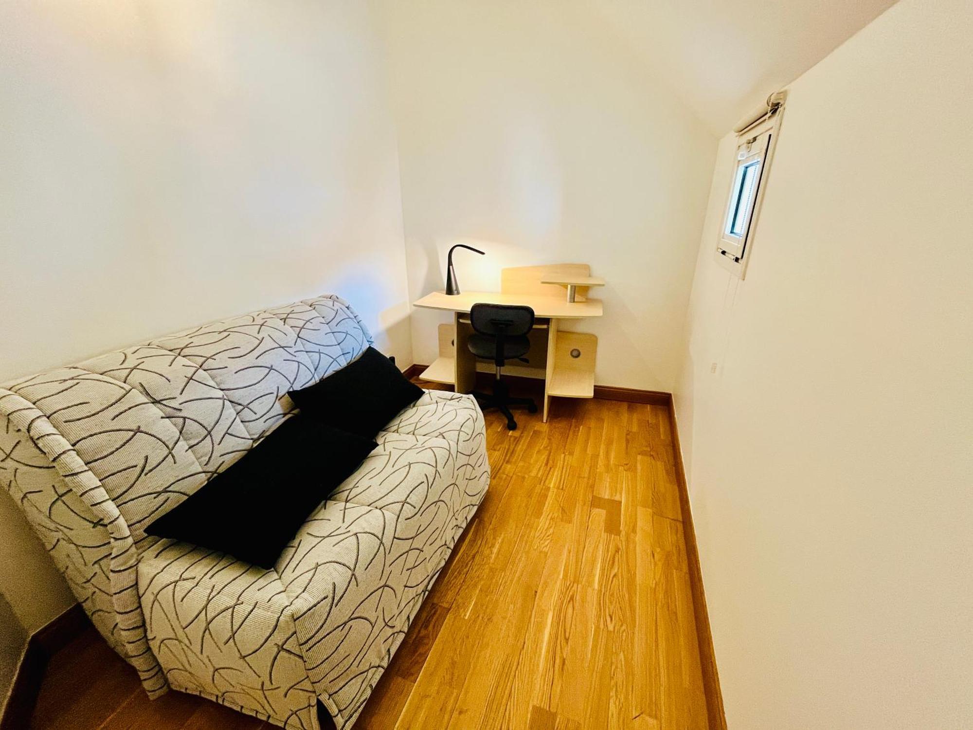 Centre-bourg, Calme, Familial, L'appart Du Clocher Apartment Limeray